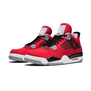 Air Jordan 4 Retro ‘Toro Bravo’