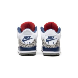 Air Jordan 3 Retro OG ‘True Blue’